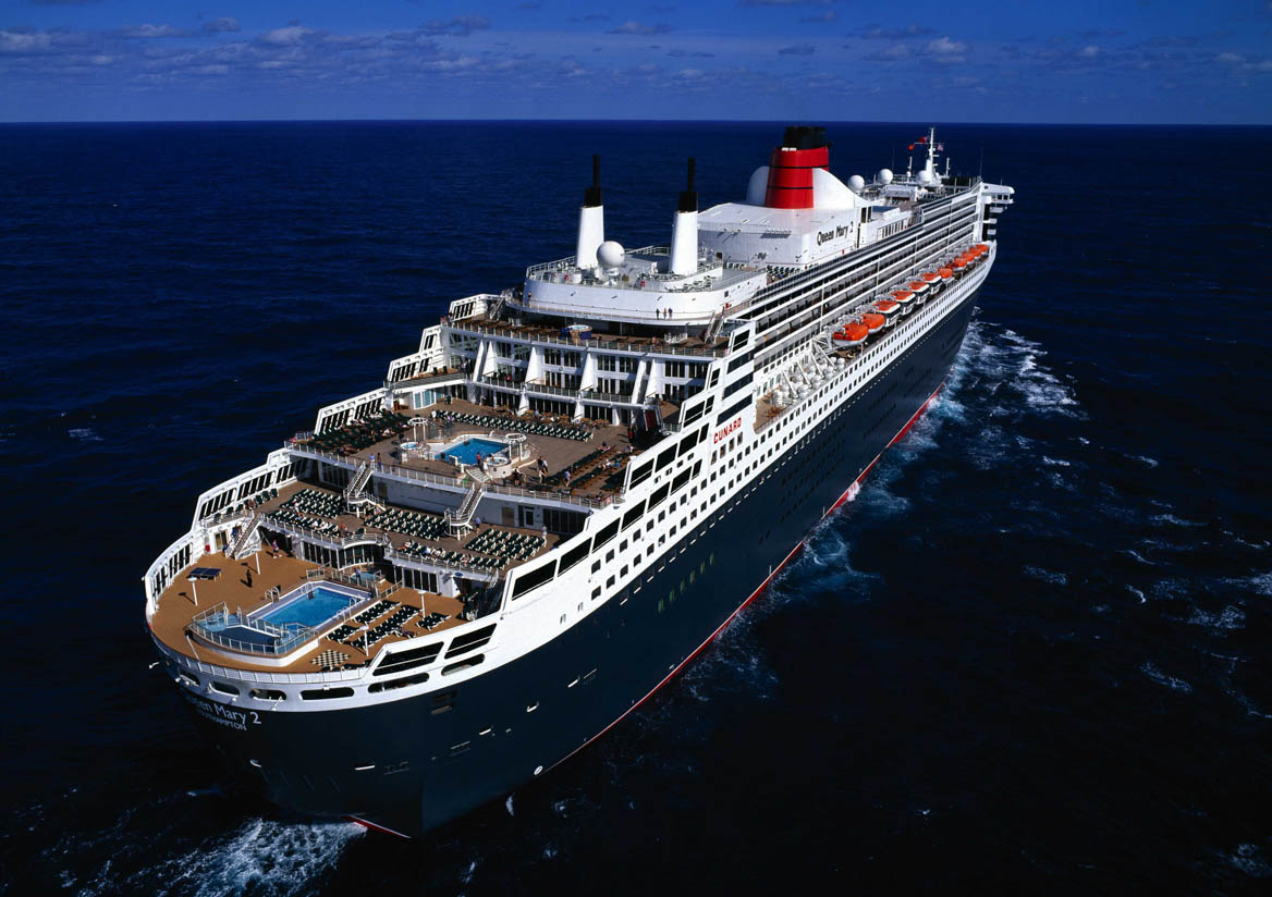 queen mary 2 cruise ship capacity