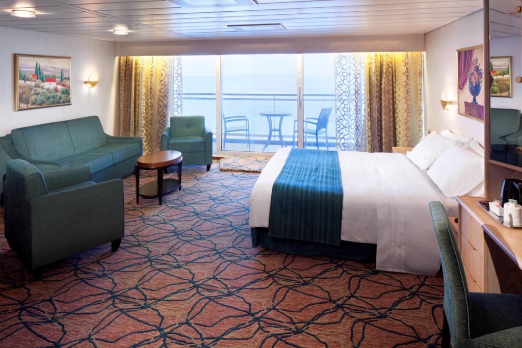 Rhapsody of the Seas Accessible Suite