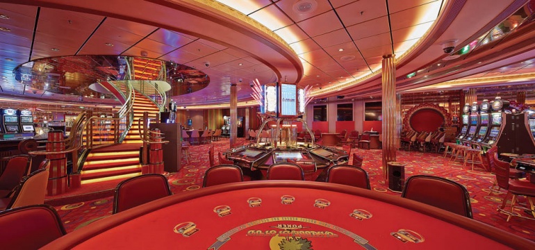 Mariner of the Seas casino gaming room