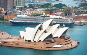 Read more about the article Queen Elizabeth Cruise Ship & Deck Plans