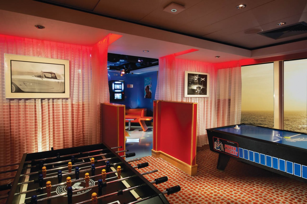 Norwegian Star Teen Club