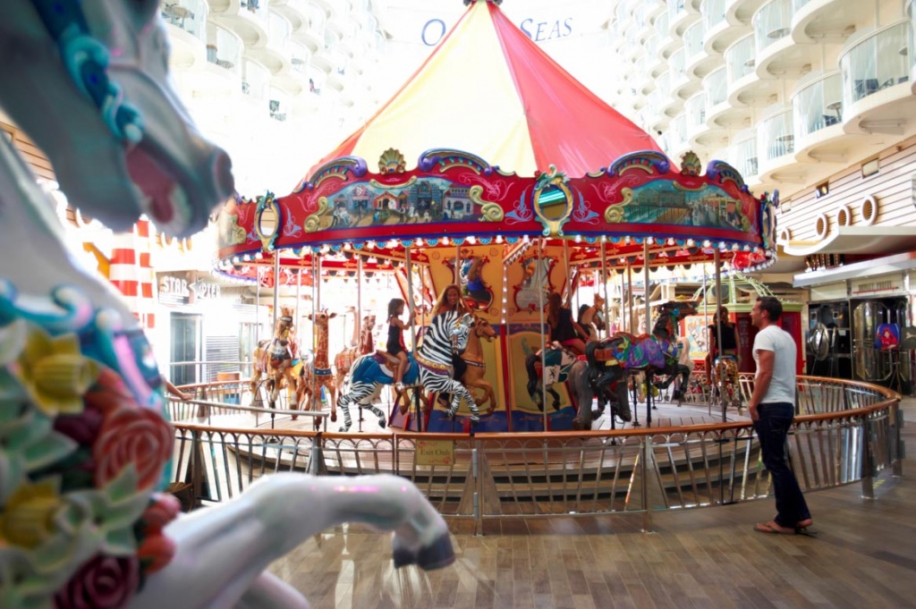 Oasis of the Seas Boardwalk